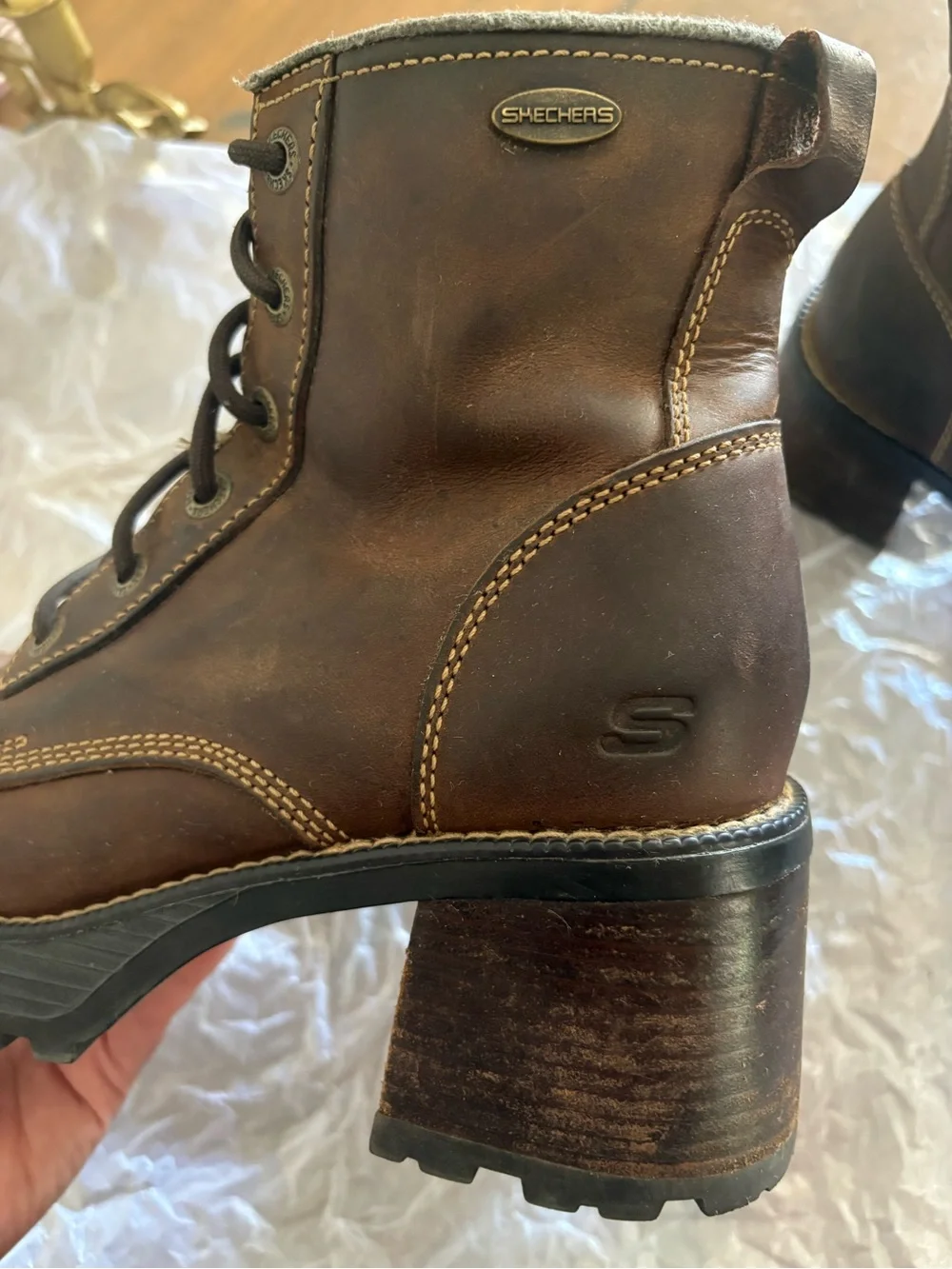 Skechers Y2K Women's Leather Brown Lace-Up Chunky Heel Combat Boots 90s - Picture 2 of 8